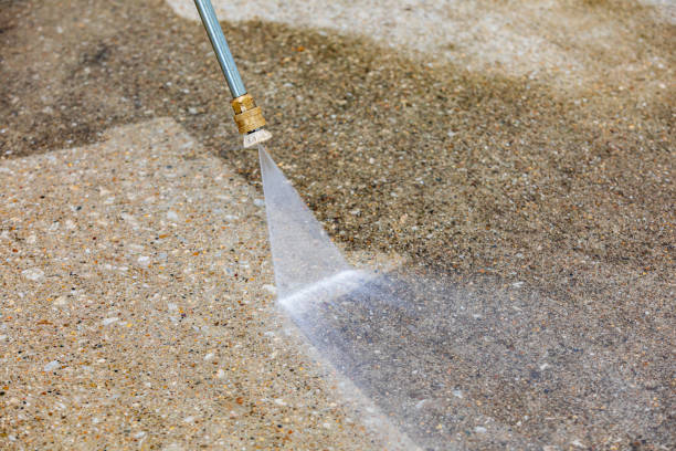 Playground Equipment Cleaning in Sarasota Springs, FL
